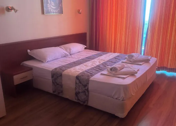 Bhm 3* Sluneční pobřeží